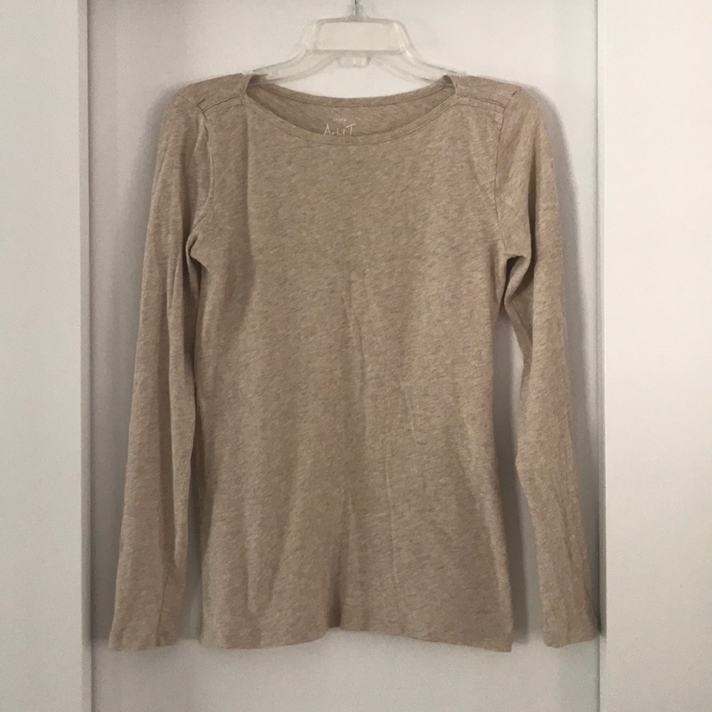 J. CREW Artist T